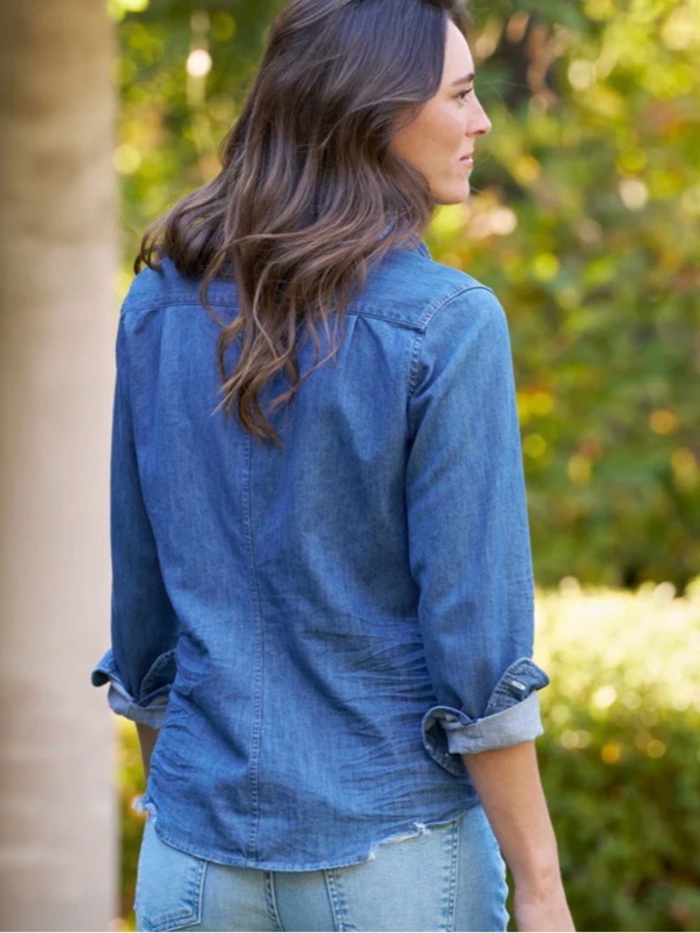 Frank and Eileen Denim Barry Tailored Button Up Shirt - Picture 2 of 6